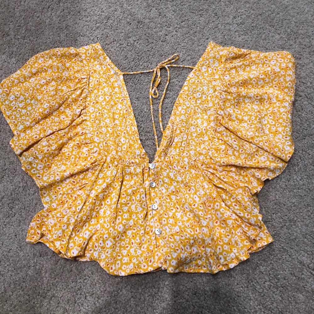🐳 3/$20 Forever 21 Floral Plunge Neck Blouse NWT